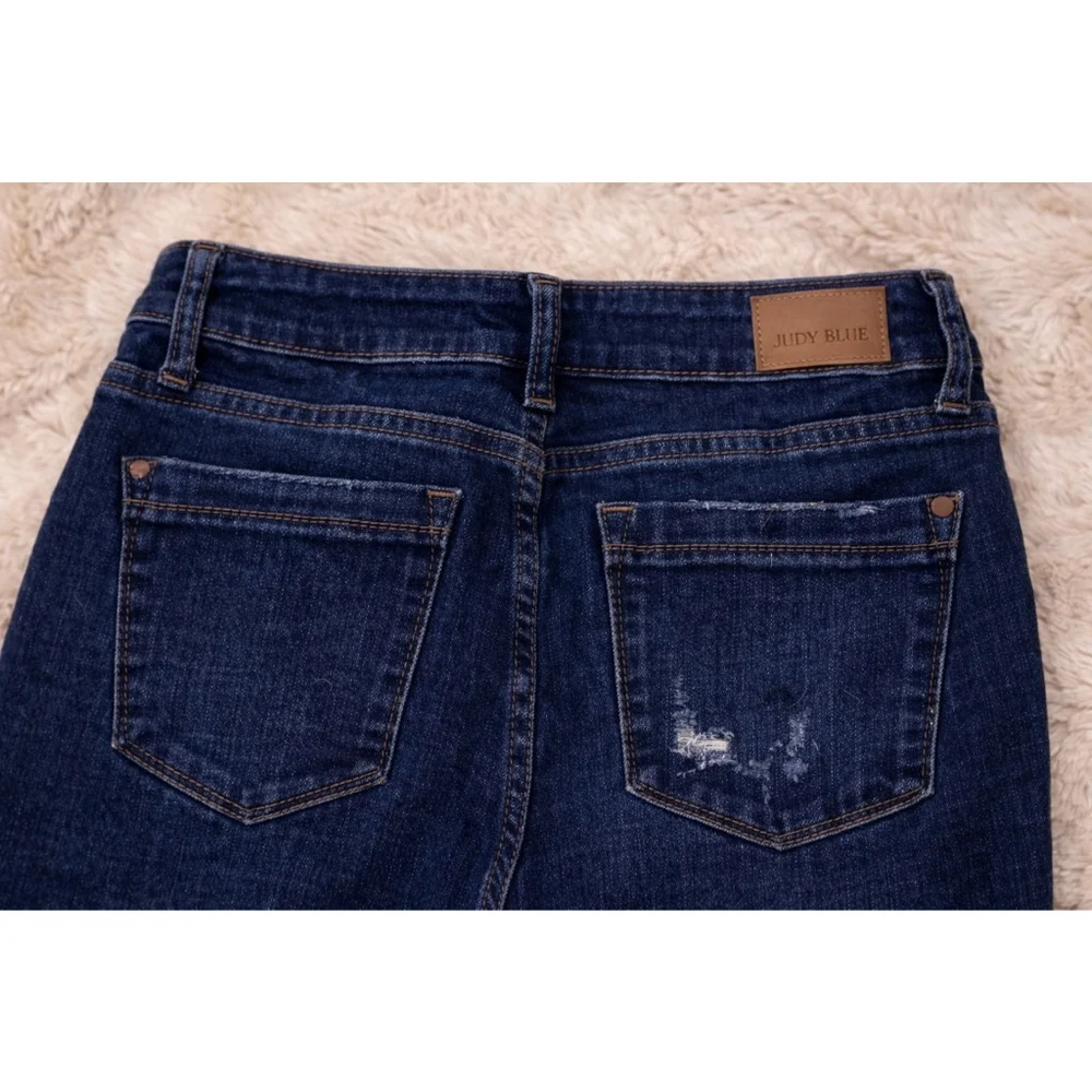 Judy Blue High Rise Distressed Skinny Jeans Button Fly Stretch Denim Size 7/28 - Picture 2 of 9